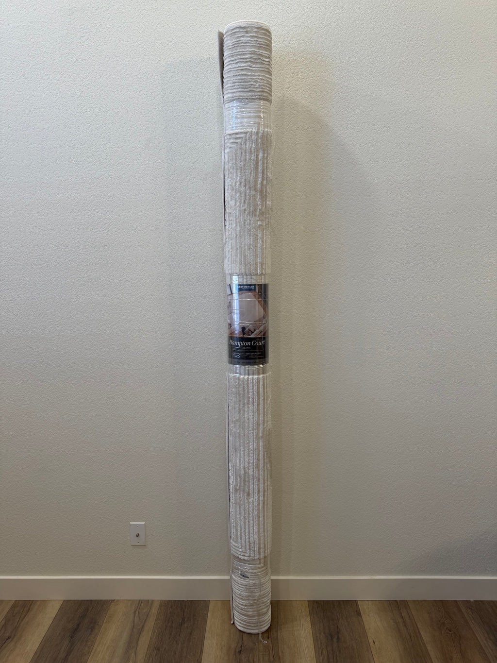 Hampton Court Area Rug