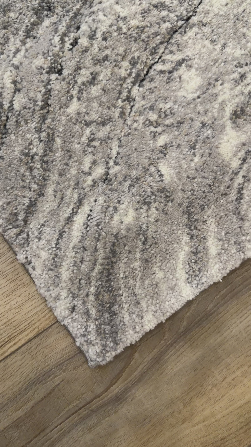 Icon Area Rug Collection, 5' x 7'